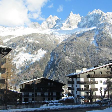 Apartment Le Pied Du Brevent - Walk To Ski Lift, Chamonix Getaway מראה חיצוני תמונה