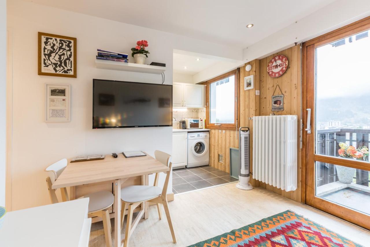 Apartment Le Pied Du Brevent - Walk To Ski Lift, Chamonix Getaway מראה חיצוני תמונה